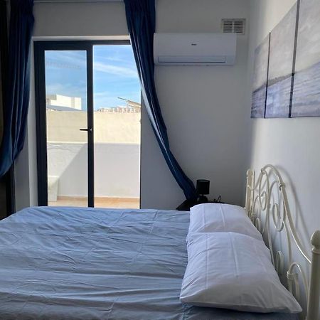 Broadway By The Sea Appartement St. Paul's Bay Buitenkant foto