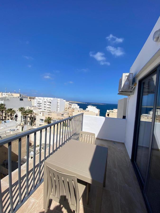 Broadway By The Sea Appartement St. Paul's Bay Buitenkant foto